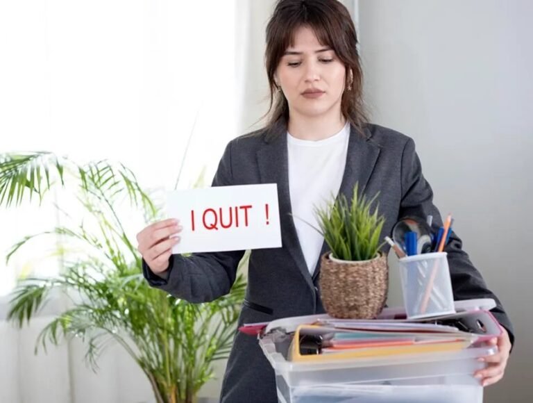 7 Reasons Why Employees Leave Their Jobs
