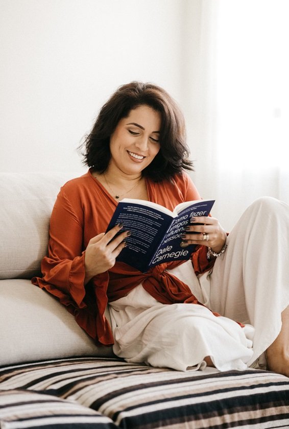 7 Reasons Why Reading a Book a Week Will Change Your Life