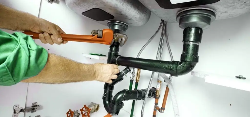 7 Reasons Why You May Need New Plumbing
